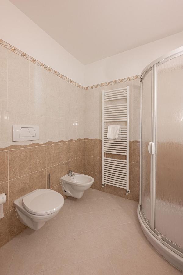 Gruenwald Hotel Salorno Kültér fotó
